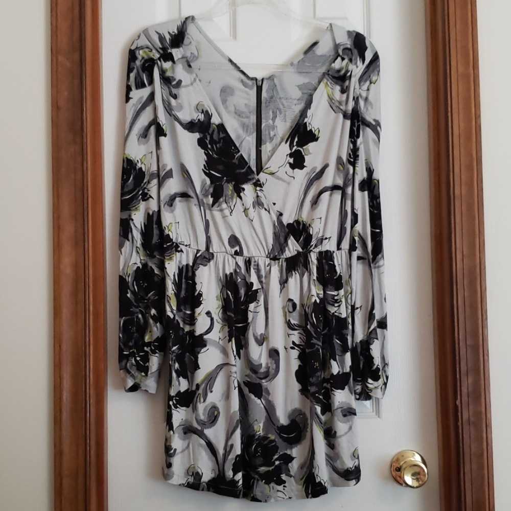 NWOT Liz Lange (Maternity)